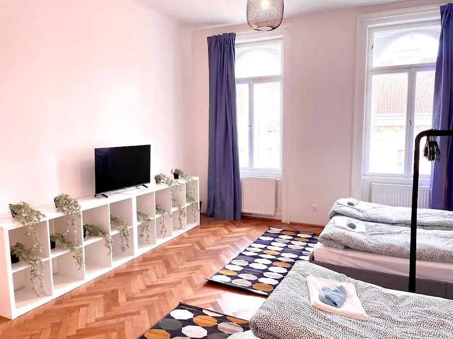 Appartamento Brand New Spacious & Stylish Aptmt In City-centre